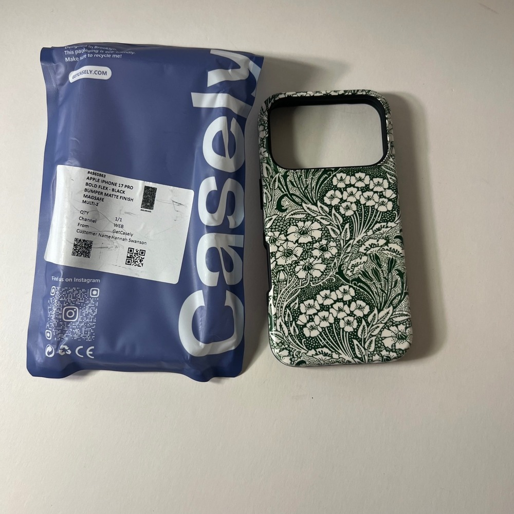 Casely Mystic Meadows Green Gardens Phone Case iPhone 17 Pro NIP
